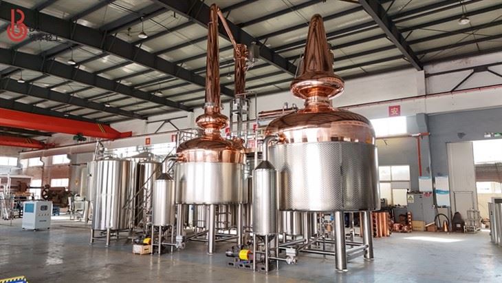 12500L și 6500L Whisky Twin Pot Still